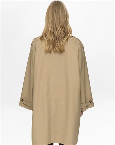 Nümph - NUFlorian Frakke - Sesame